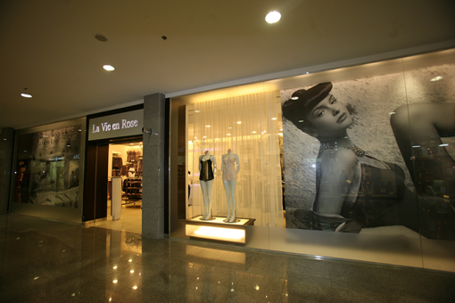 Pull and bear mecca mall outlet